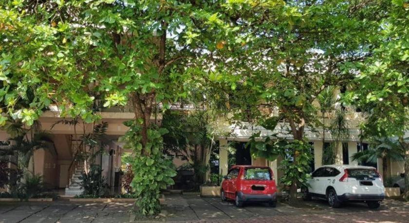 Hotel Sulawesi Jembel Esterno foto